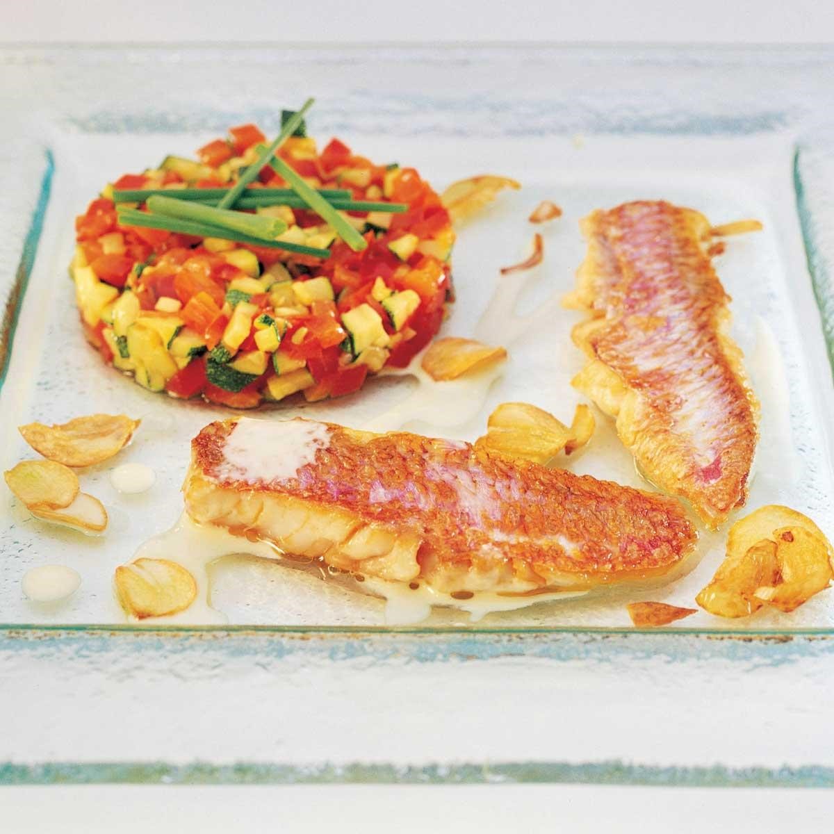 Fillet de poisson rouge en saumure